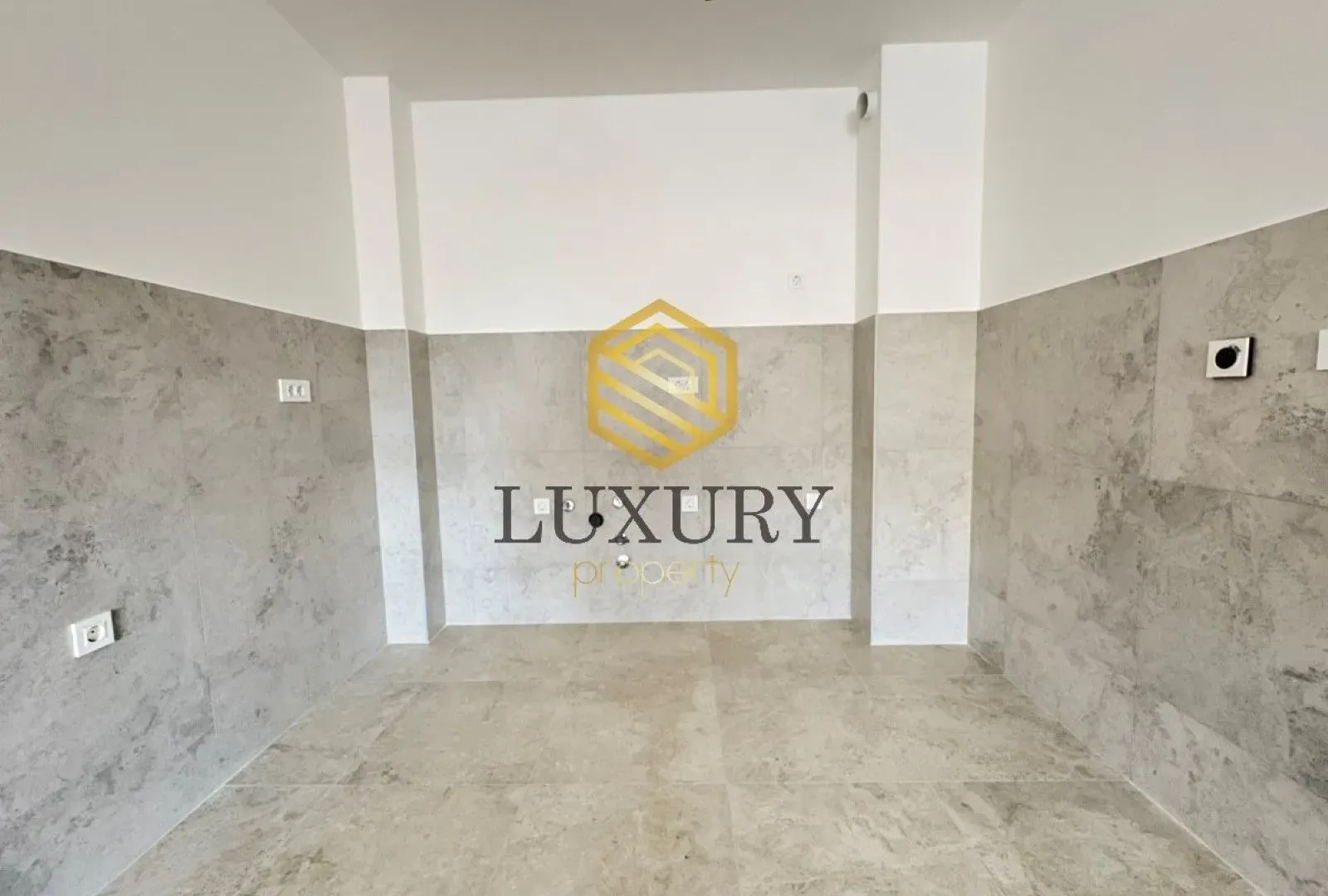 Prodaja, jednosoban stan, 49m², Tološka šuma, Podgorica