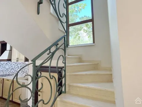 Sale, house, 240m², Šušanj, Bar - image 9