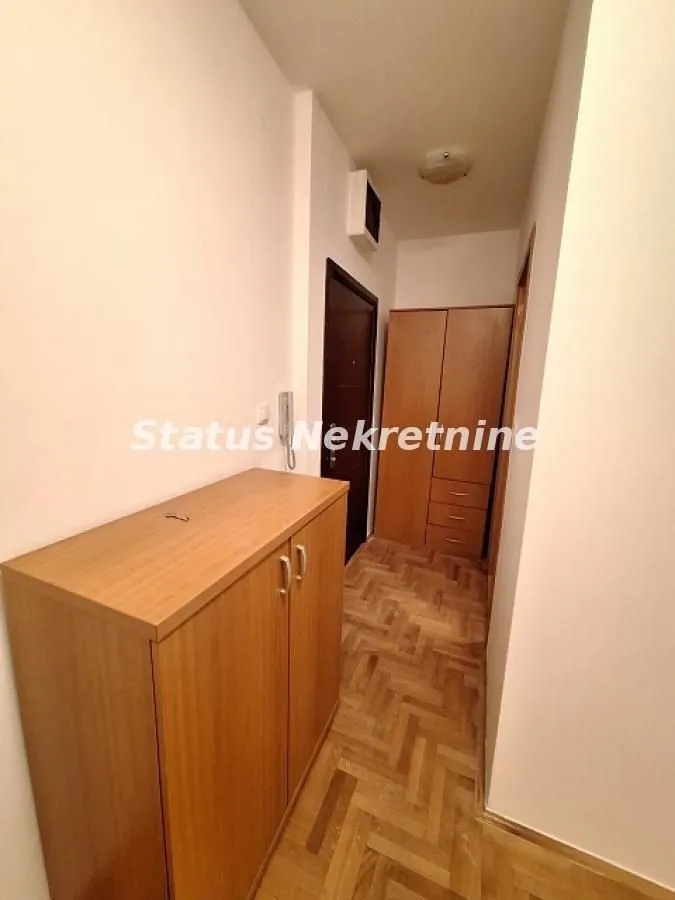 Rent, one bedroom apartment, 42m², Grbavica, Novi Sad Sve Podlokacije