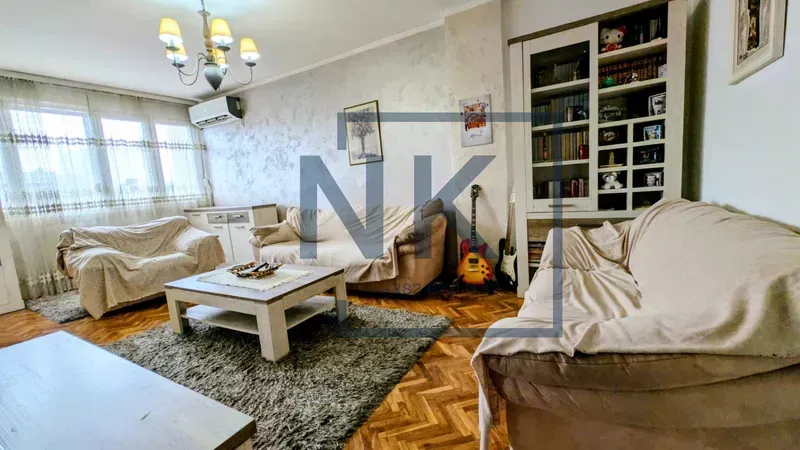 Rent, three bedroom apartment, 100m², Pejton, Podgorica