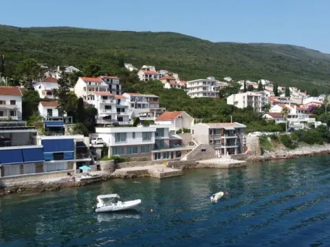 Prodaja, kuća, 314m², Tivat, Crna Gora - image 2