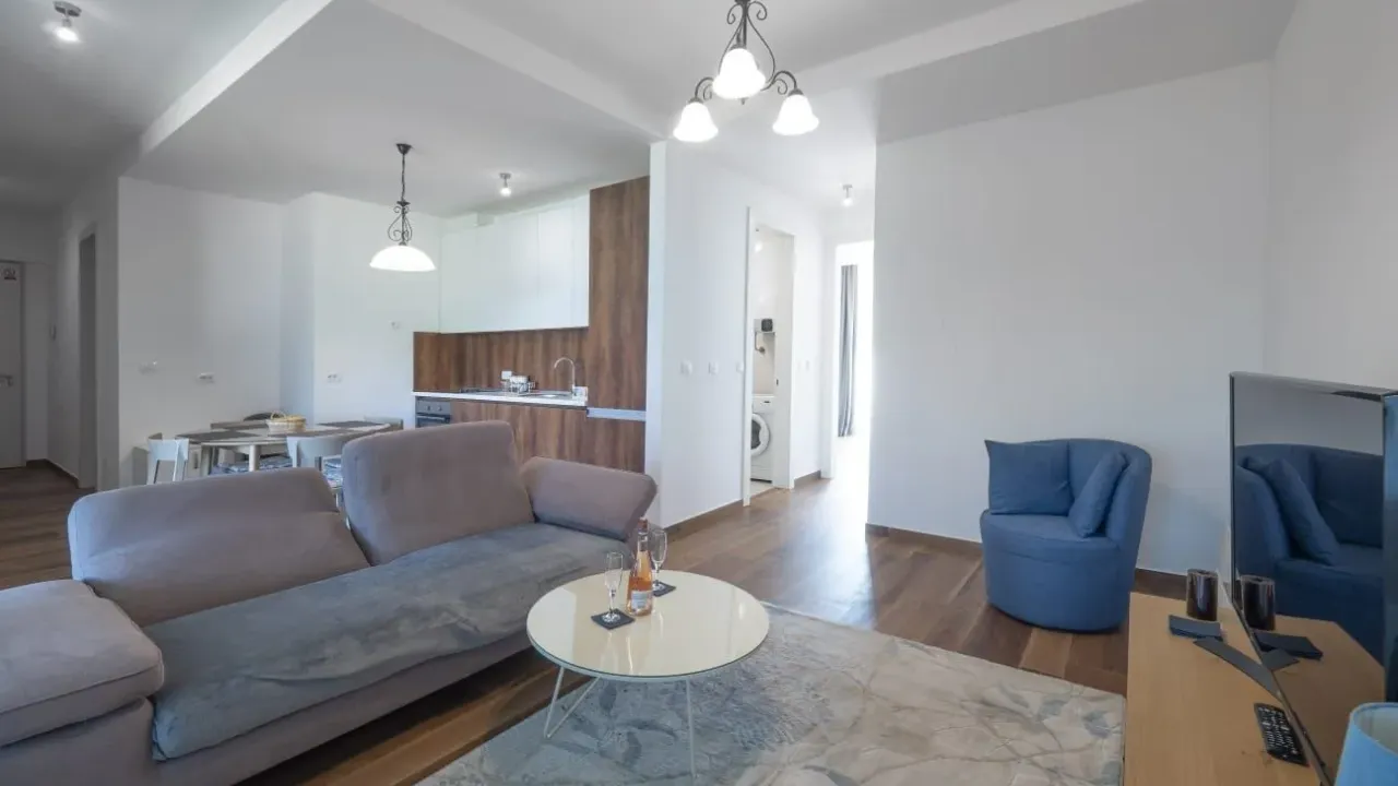 Rent, two bedroom apartment, 90m², Budva, Crna Gora