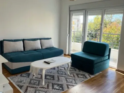 Izdavanje, jednosoban stan, 50m², Kalimanj, Tivat - image 5