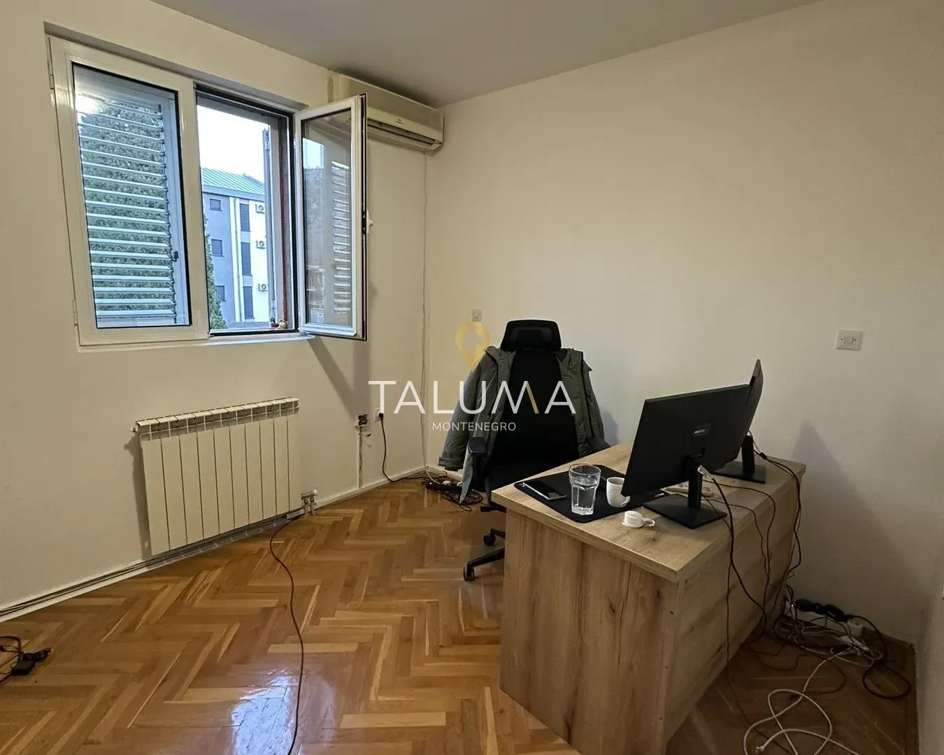 Rent, house, 360m², Momišići, Podgorica