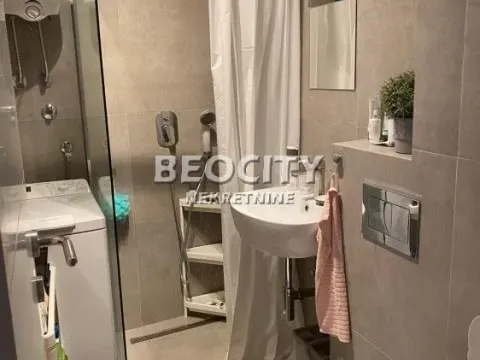 Izdavanje, dvosoban stan, 40m², Skadarlija, Beograd - image 6