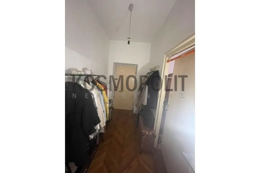 Prodaja, četvorosoban stan, 97m², Stari Grad, Beograd