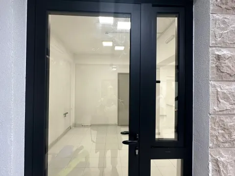 Rent, office space, 110m², Dumidran, Tivat - image 15