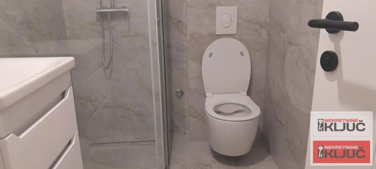 Prodaja, garsonjera, 29m², Novo naselje, Novi Sad
