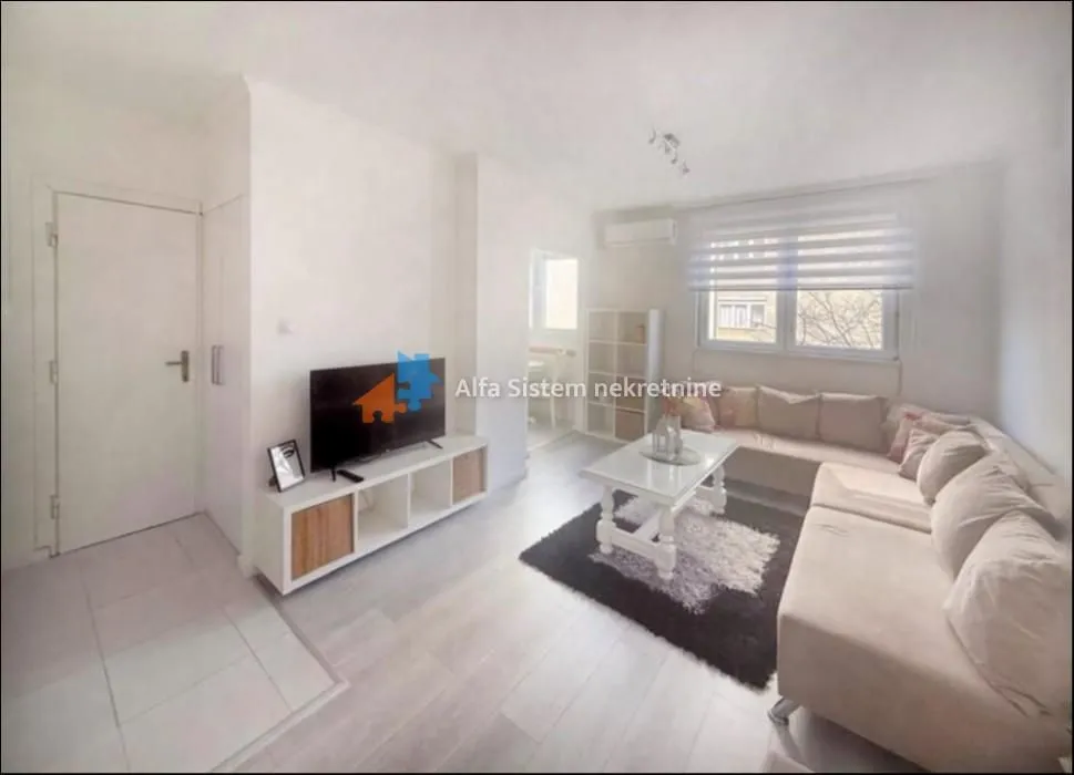 Rent, two bedroom apartment, 52m², Stari Grad, Beograd