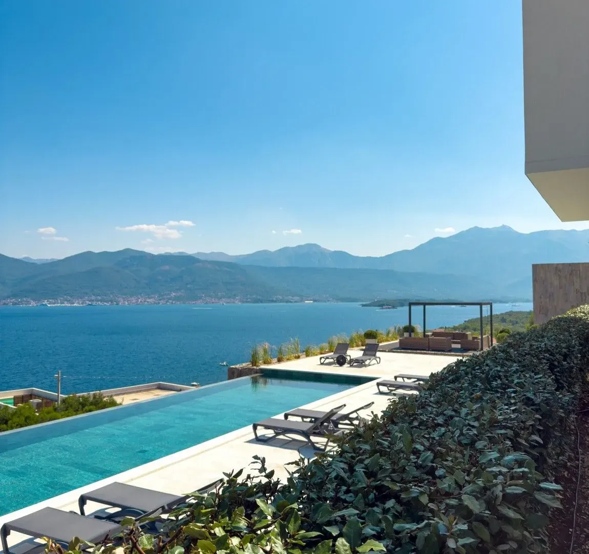 Prodaja, dvosoban stan, 119m², Krašići, Tivat