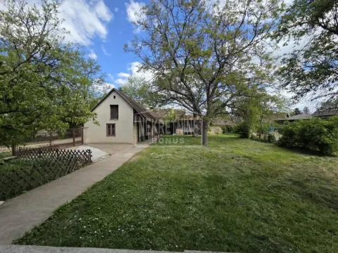 Prodaja, kuća, 190m², Bajmok, Subotica - image 18