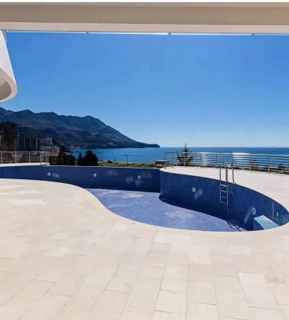Sale, two bedroom apartment, 69m², Bečići, Budva