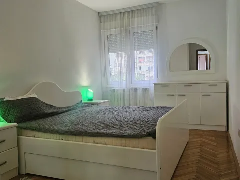 Izdavanje, dvosoban stan, 62m², City Kej, Podgorica - image 15
