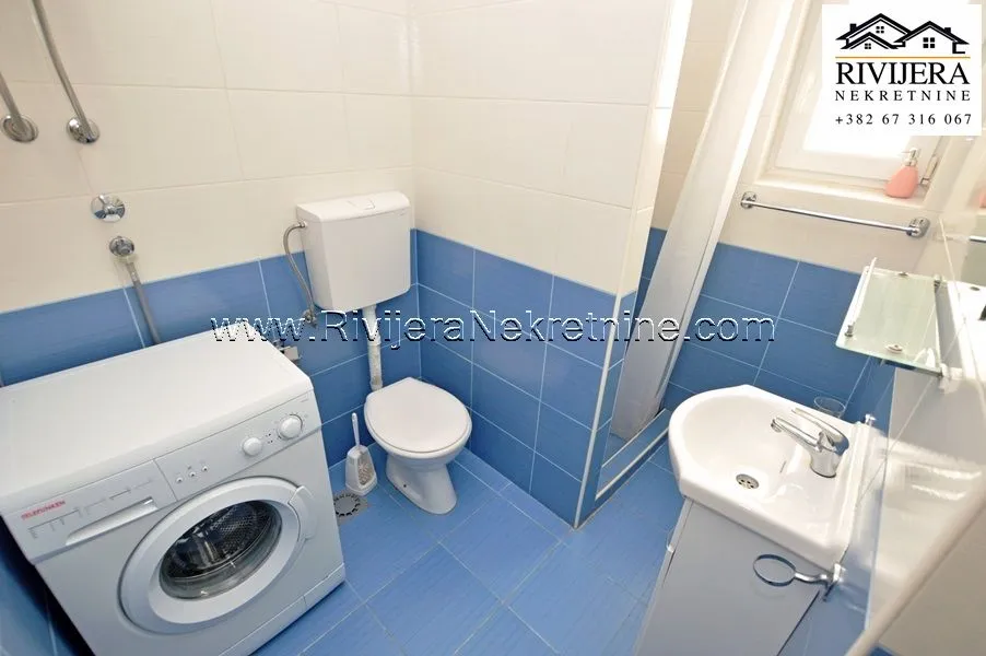Prodaja, kuća, 201m², Centar, Herceg Novi