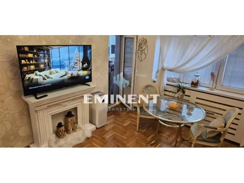 Izdavanje, dvosoban stan, 50m², Slavija, Vračar Sve Podlokacije - image 2