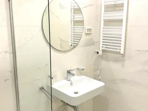 Izdavanje, dvosoban stan, 69m², Central Point, Podgorica - image 6