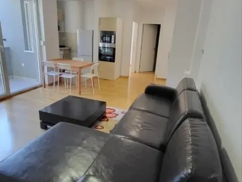 Izdavanje, dvosoban stan, 40m², Podbara, Novi Sad Sve Podlokacije - image 1