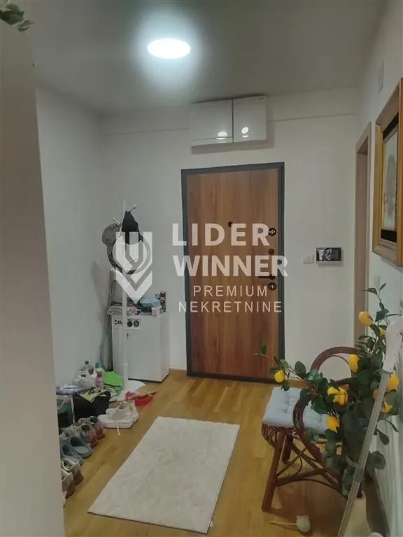 Sale, three bedroom apartment, 59m², Zvezdara Sve Podlokacije, Beograd