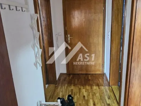 Izdavanje, jednosoban stan, 38m², Bulevar Oslobodjenja, Novi Sad Sve Podlokacije - image 6