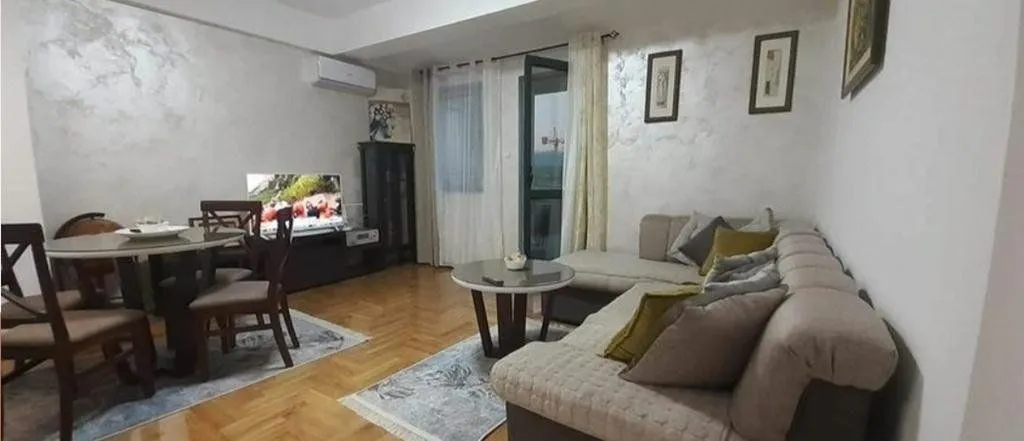 Rent, one bedroom apartment, 65m², Centar, Podgorica