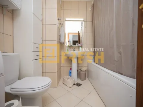 Prodaja, dvosoban stan, 74m², City Kvart, Podgorica - image 17