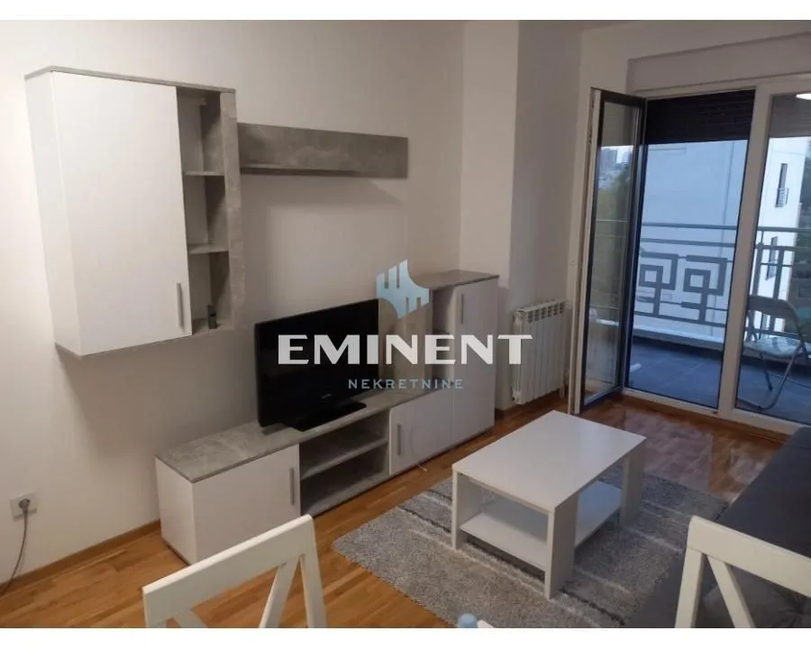 Izdavanje, dvosoban stan, 49m², Bogoslovija, Palilula Sve Podlokacije