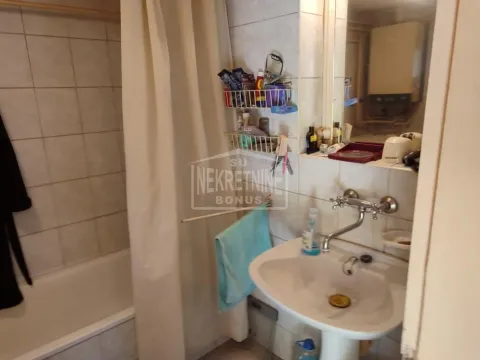 Sale, house, 149m², Mali Radanovac, Subotica - image 9