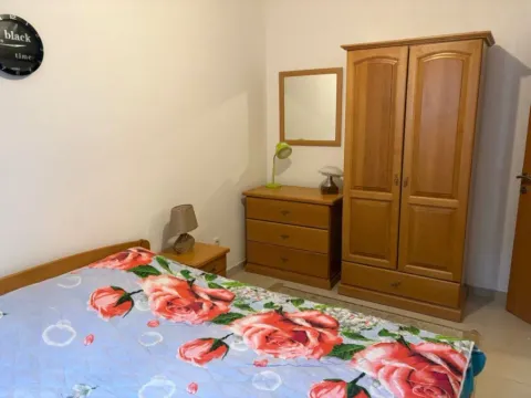 Sale, three bedroom apartment, 72m², Petrovac, Budva - image 9