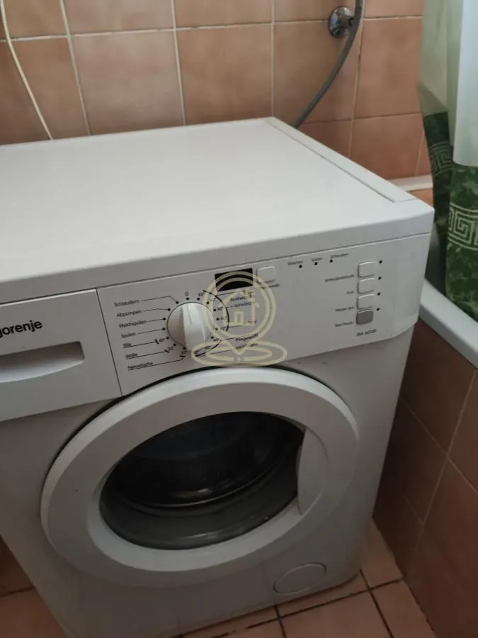 Izdavanje, dvosoban stan, 50m², Sajmište, Novi Sad