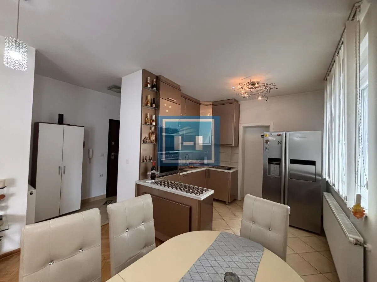 Prodaja, četvorosoban stan, 118m², Aqua park, Jagodina