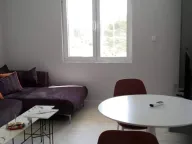 Izdavanje, jednosoban stan, 45m², Gradiošnica, Tivat - image 1