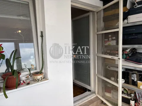 Sale, four bedroom apartment, 135m², Novi Beograd Blok 22, Novi Beograd Sve Podlokacije - image 9