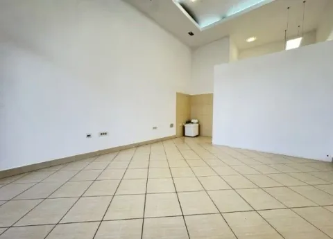 Rent, office space, 23m², Stari Aerodrom, Podgorica - image 2