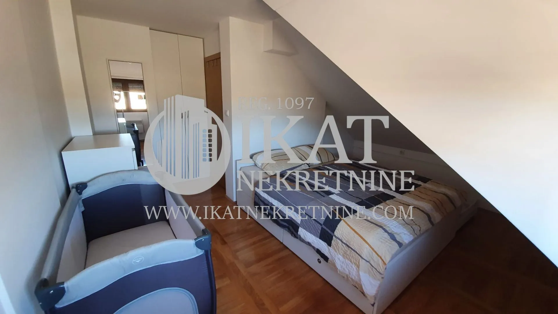 Prodaja, dvosoban stan, 43m², Zlatibor, Srbija