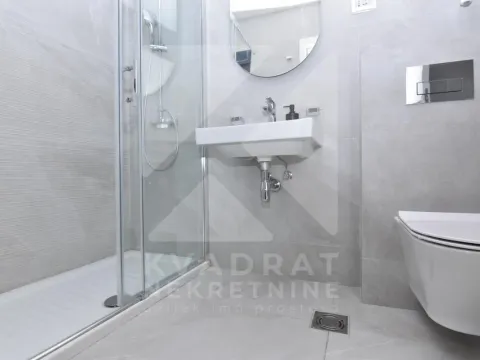 Izdavanje, jednosoban stan, 49m², Central Point, Podgorica - image 5