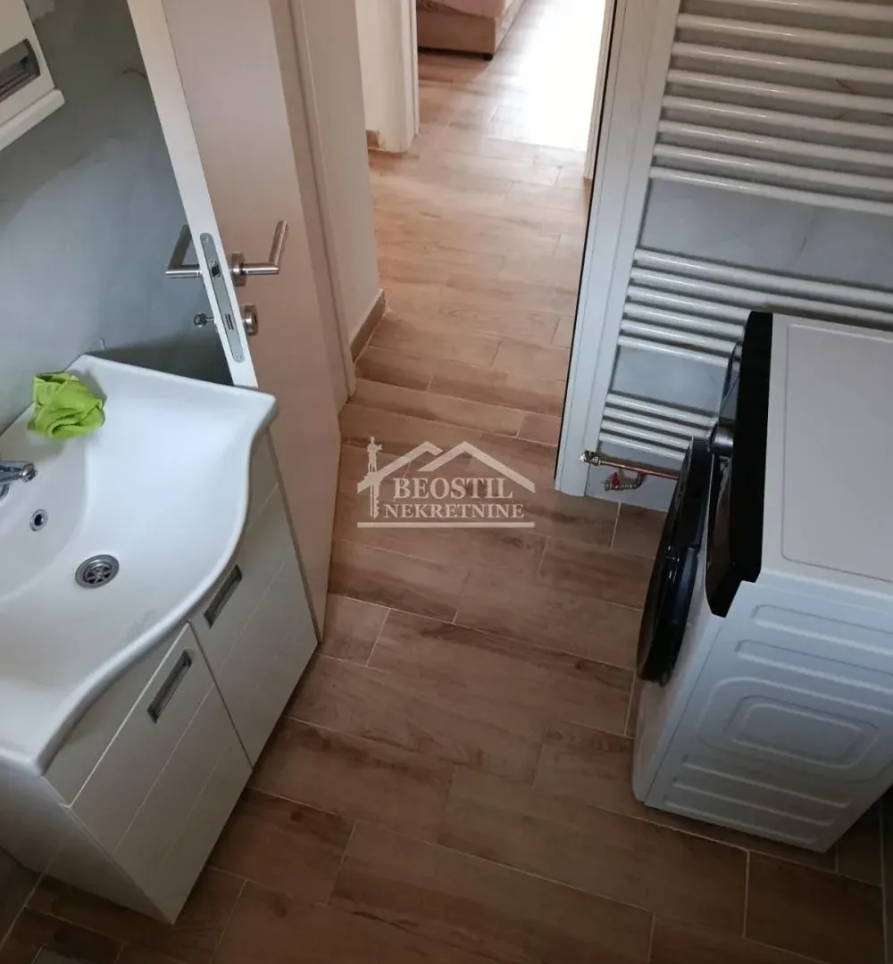 Rent, three bedroom apartment, 60m², Zvezdara Sve Podlokacije, Beograd