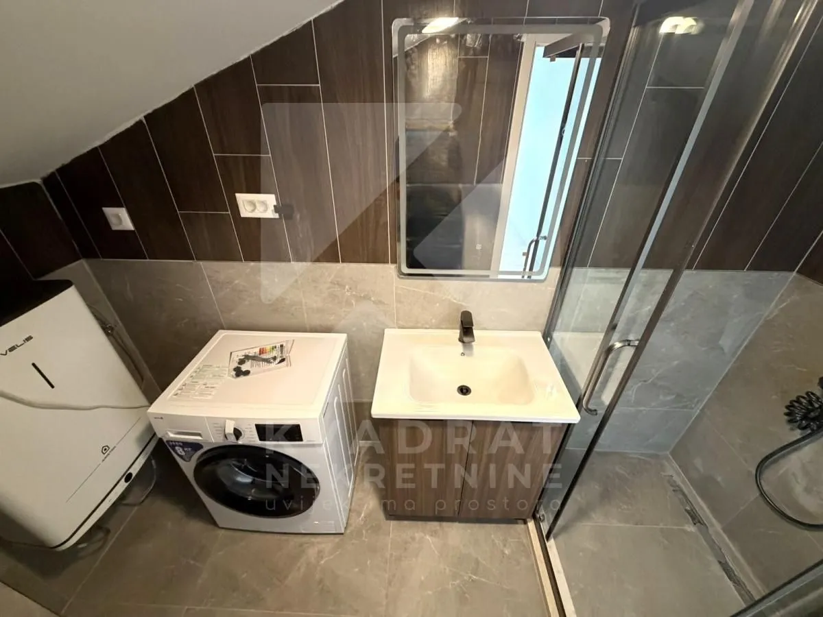 Prodaja, jednosoban stan, 52m², Tološi, Podgorica