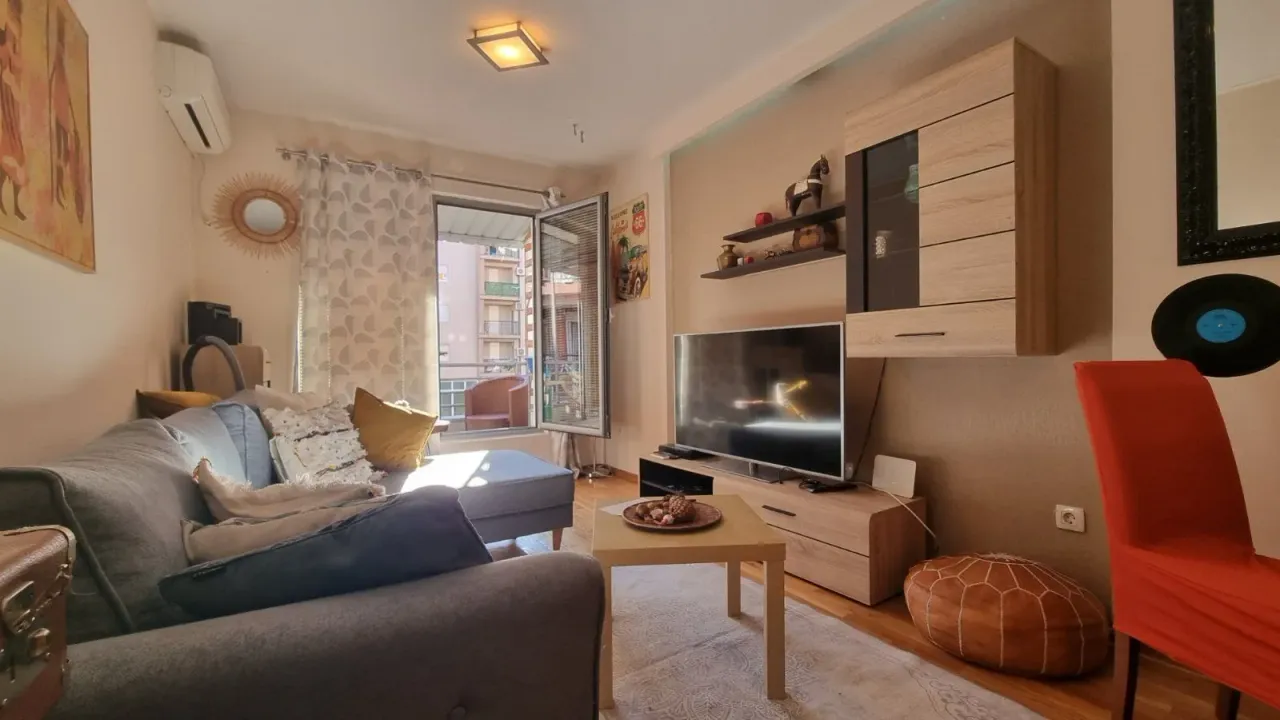 Izdavanje, jednosoban stan, 50m², Kod Big Fashion-a, Podgorica