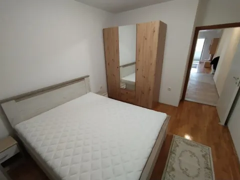 Izdavanje, jednosoban stan, 48m², Sajmište, Novi Sad - image 5