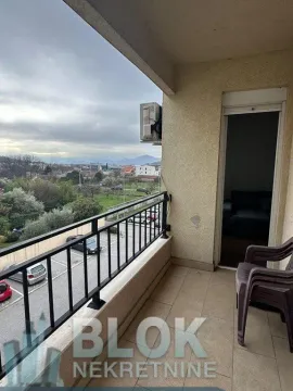 Izdavanje, dvosoban stan, 70m², City Kvart, Podgorica - image 7