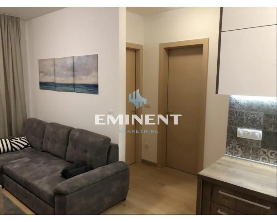 Rent, apartment, 65m², Vračar Sve Podlokacije, Beograd