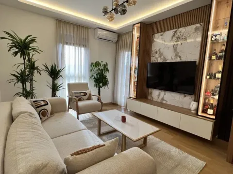 Rent, one bedroom apartment, 45m², City Kvart, Podgorica - image 1