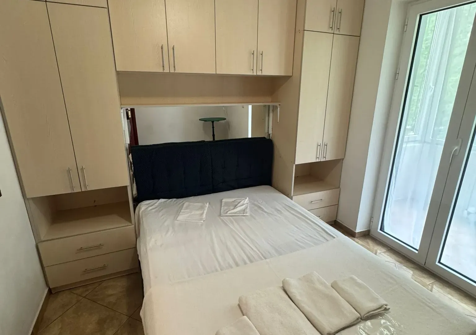 Rent, one bedroom apartment, 55m², Dobrota, Kotor