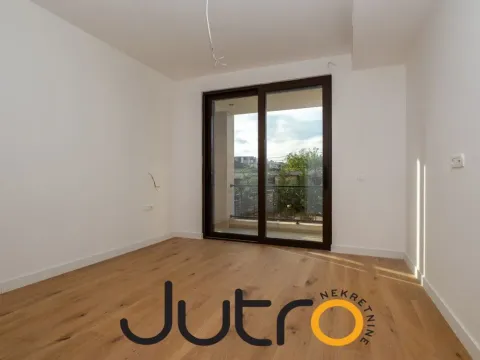 Prodaja, stan, 141m², Podgorica, Crna Gora - image 12