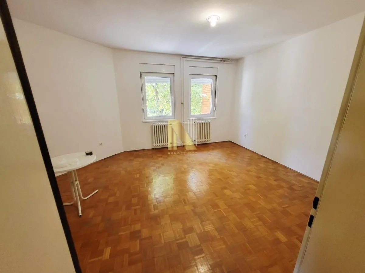 Sale, three bedroom apartment, 89m², Novo naselje, Novi Sad