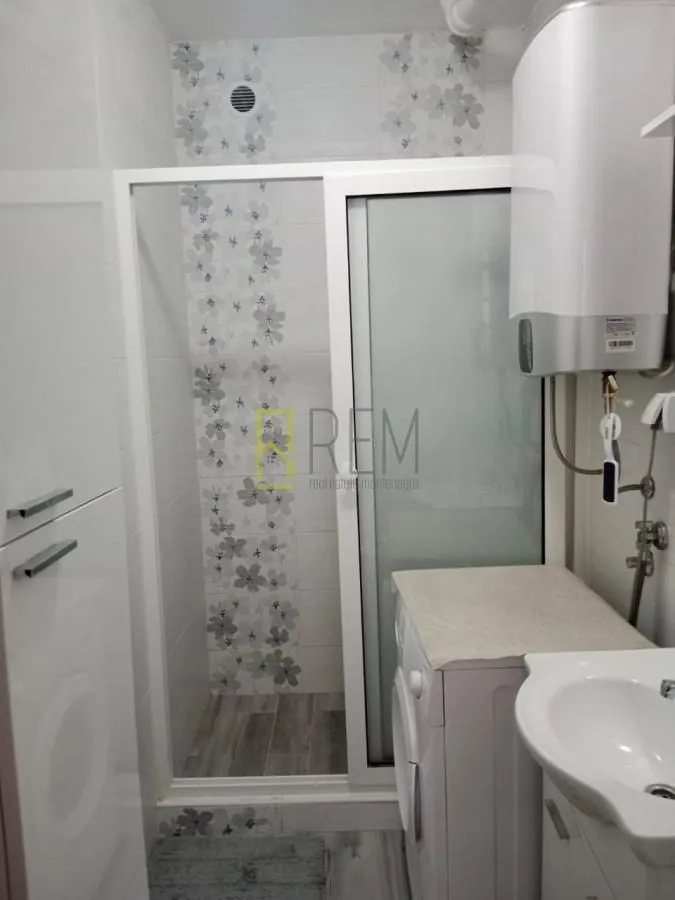 Prodaja, jednosoban stan, 52m², Tuški Put, Podgorica