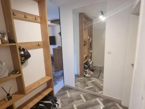 Sale, one bedroom apartment, 65m², Prijevor, Budva - image 11