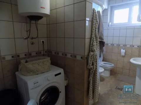 Izdavanje, dvosoban stan, 70m², Centar, Paraćin - image 18