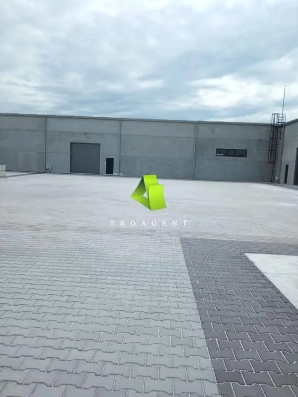 Rent, office space, 2962m², Pantelej, Niš