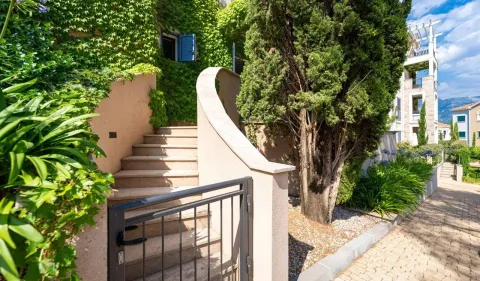 Prodaja, jednosoban stan, 37m², Luštica Bay, Tivat - image 11